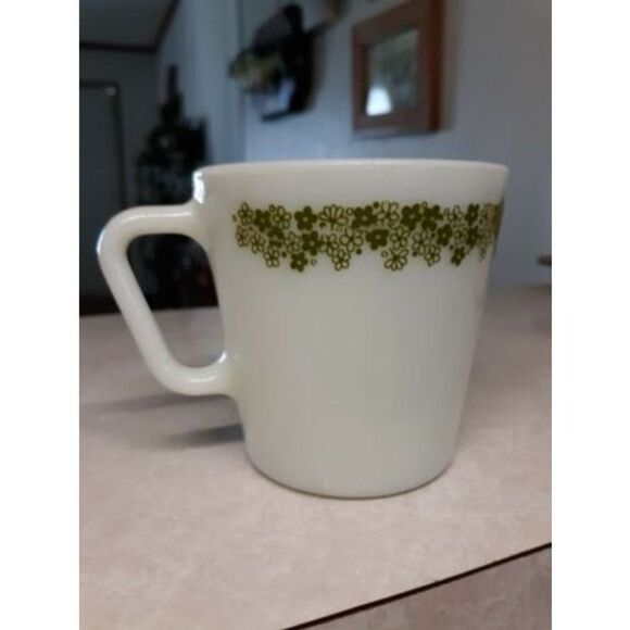 Pyrex Corelle Spring Blossom Crazy Daisy Milk Glass Coffee Mug Cup D Handle MINT - Picture 4 of 6